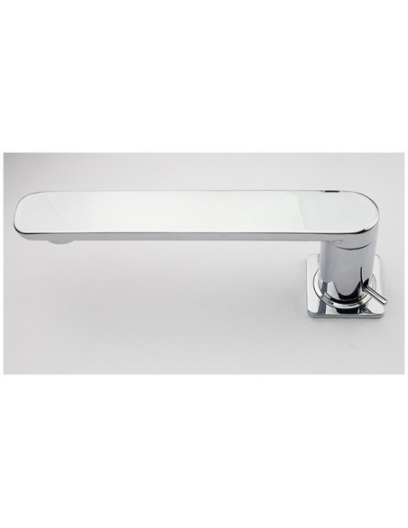 Bateria wannowo-prysznicowa jednouchwytowa Tres Loft srebrny 20016203